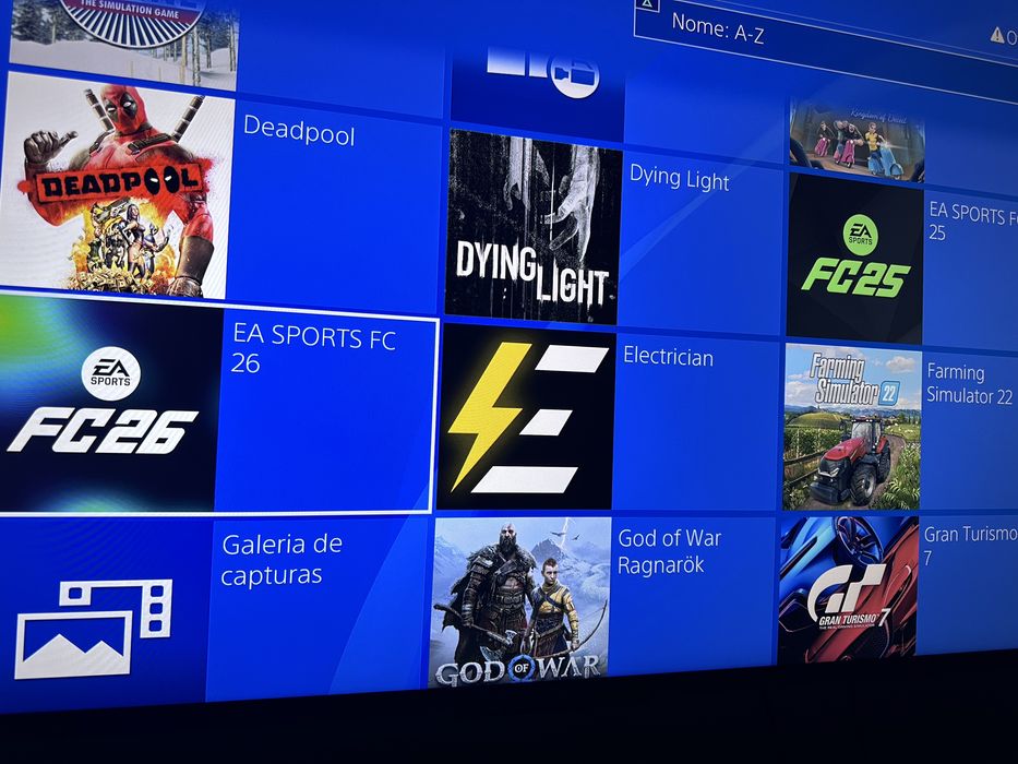 PlayStation 4 Pro 1tb Desbloqueada + 2 Comandos