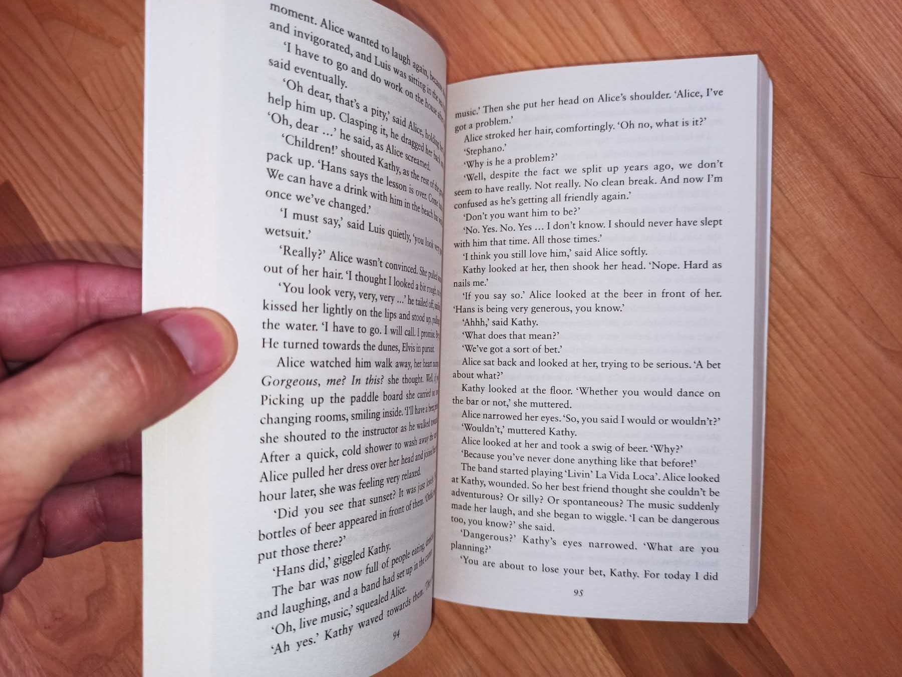 Книга The House that Alice Built

Chris Penhall