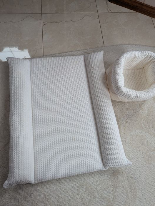 пеленатор з кошиком