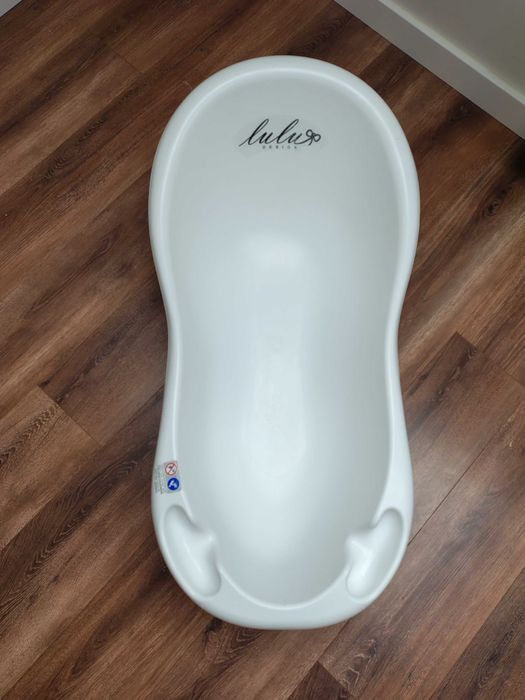 Wanienka niemowlęca ze stojakiem i miską niemowlęcą Lulu biała