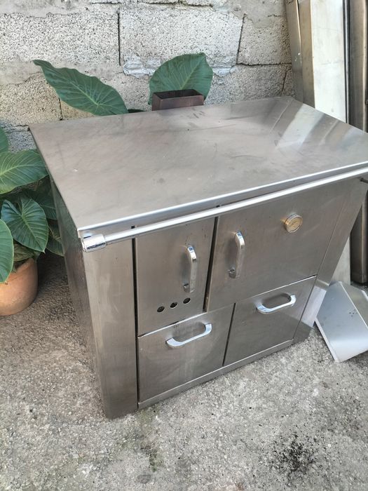 Fogão de cozinha em inox usado mas em bom estado, funcional ...