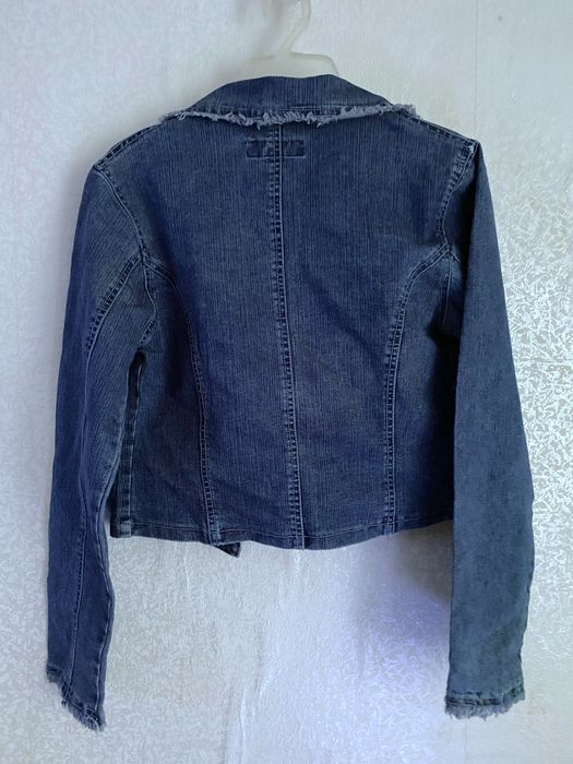 Джинсовка-піджак.