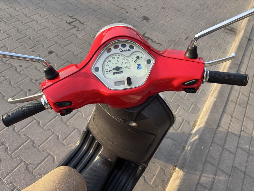 Piaggio Vespa LX50