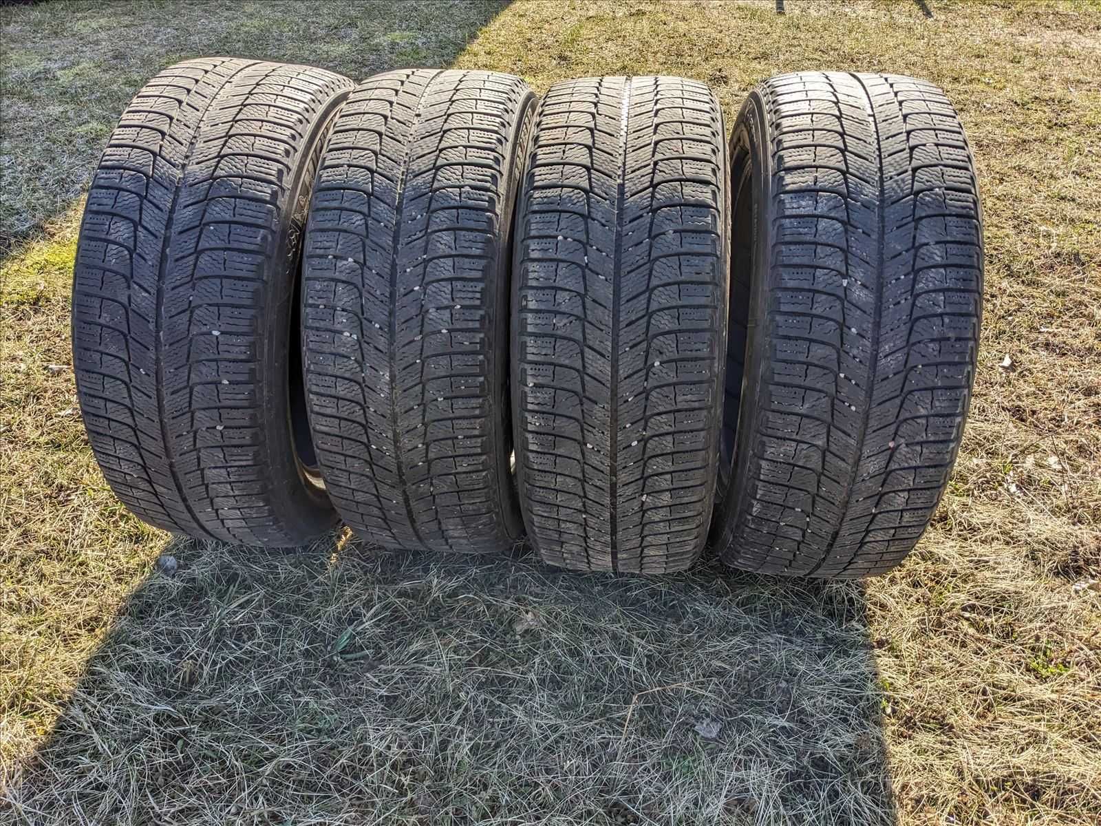 Шини зимові 225 55 17 Michelin X-ICE