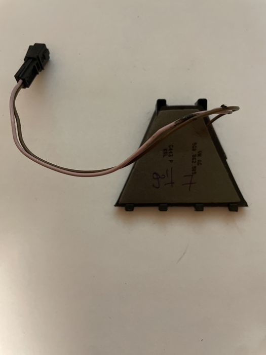 VW Golf 7 VII / osłona zaślepka kamery przedniej szyby czołowej