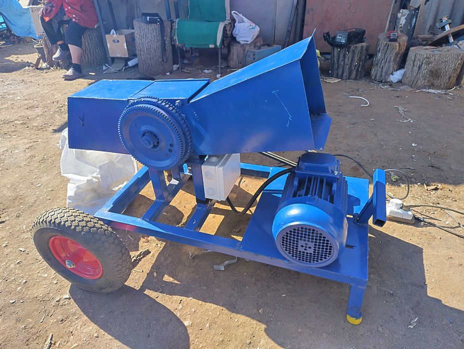 Циркулярка + Щепорез Щіпоріз электродвигатель 4-5.5квтх220\380 вольт