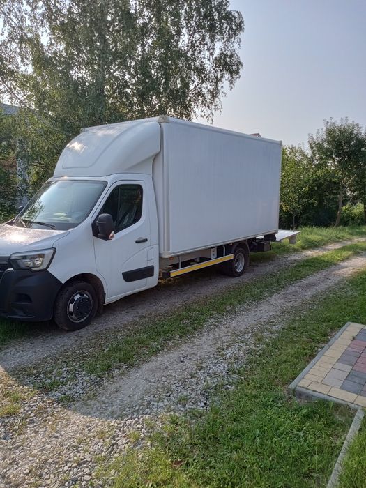 Вантажні перевезення + гідроборт