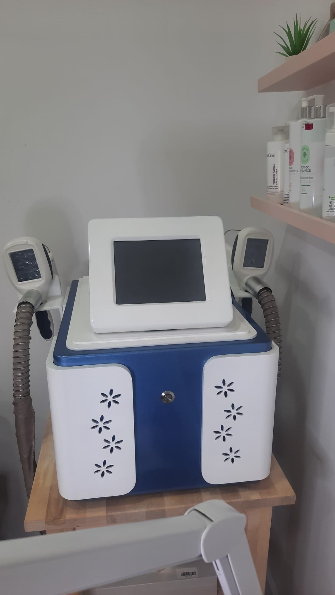 CRIOLIPOLISE Slimming machine