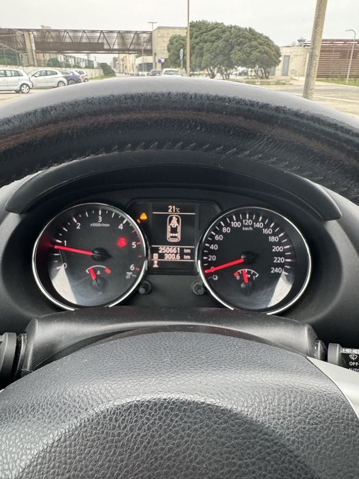 Nissan Qashqai 4x4 Premium 360 Nacional