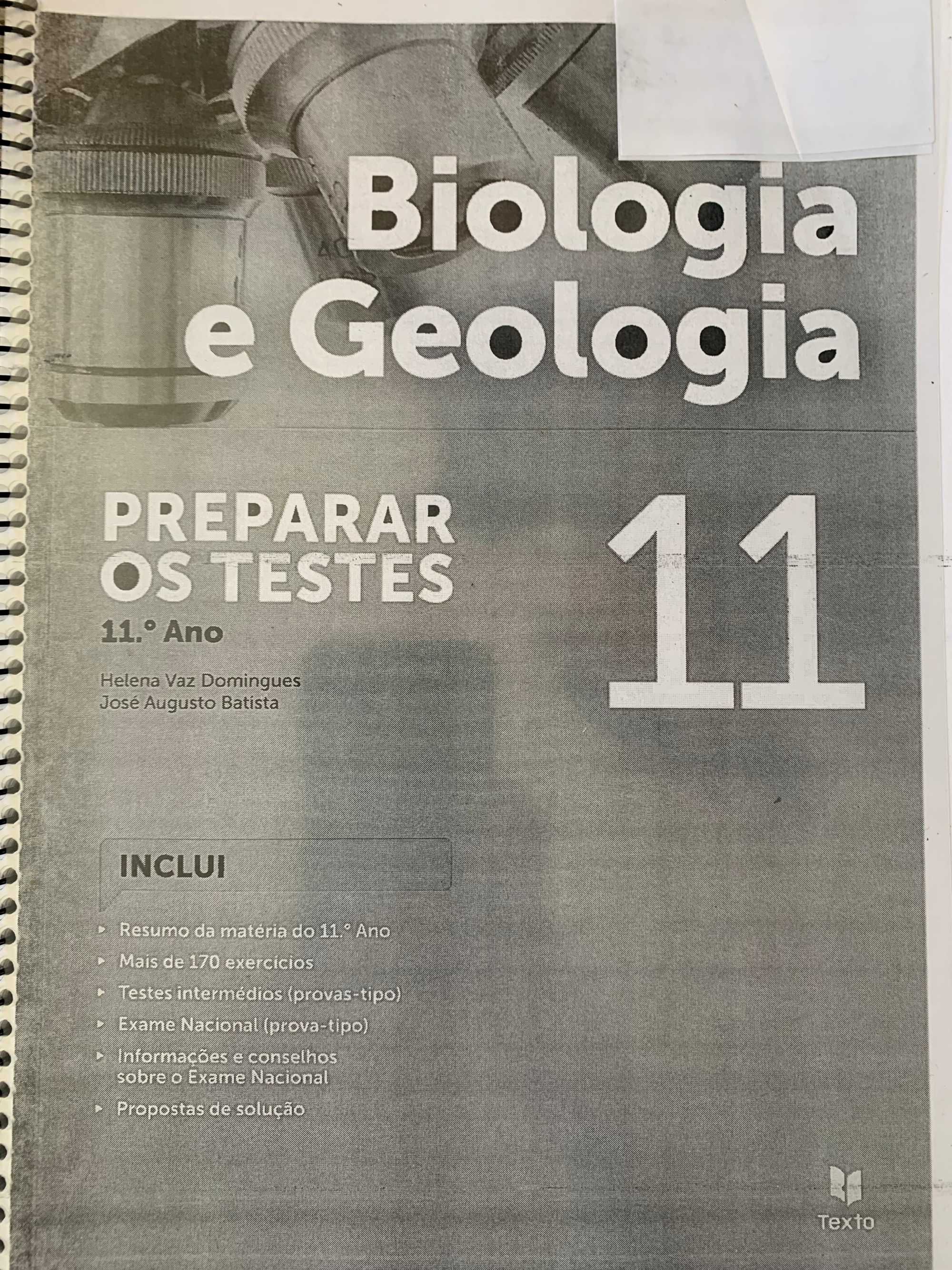 Livros de preparação exame Biologia e Geologia