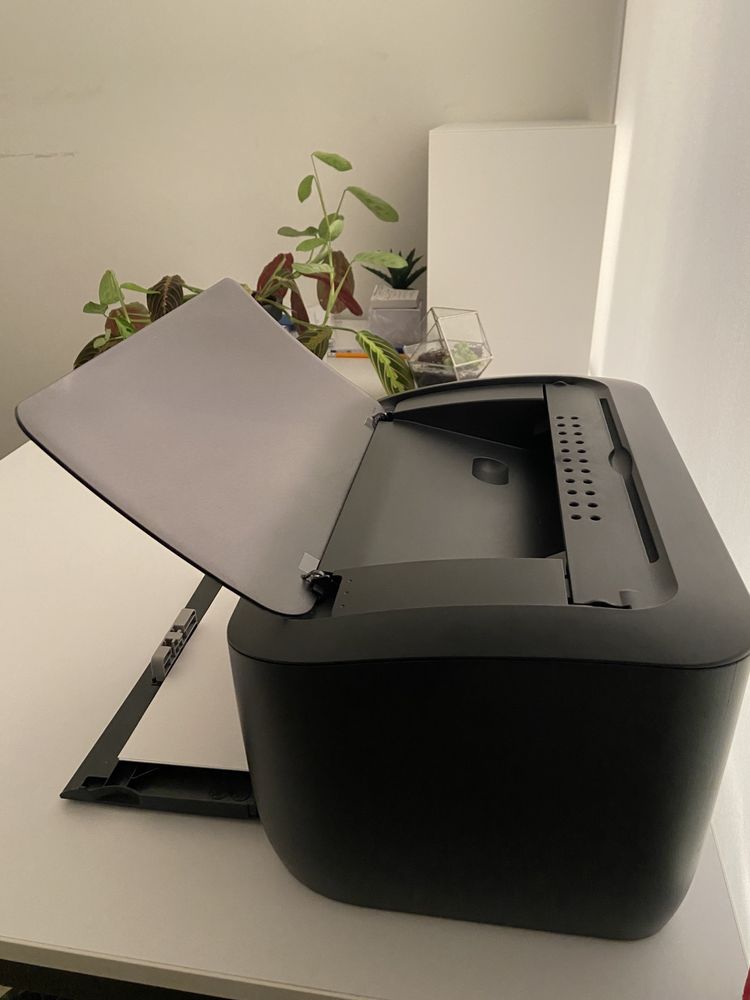 Принтер Canon F166400
