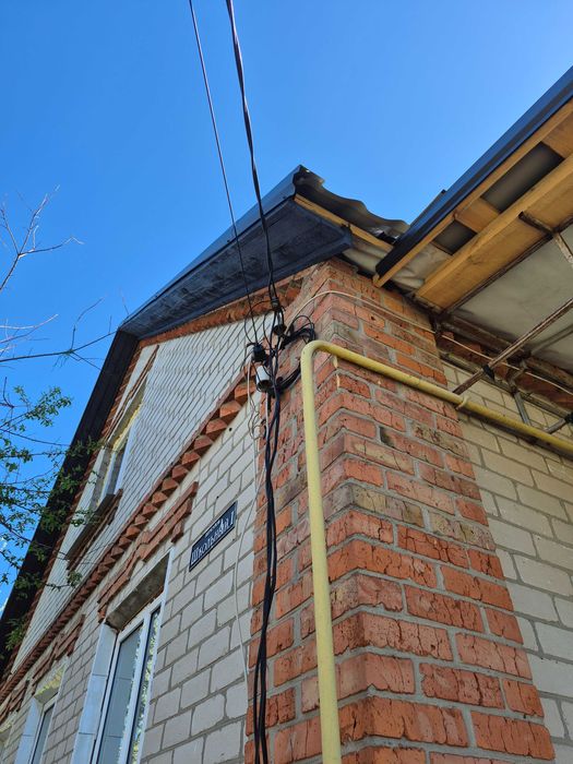 Ремонт дахів і будинків у Харкові та області за еВідновленням!