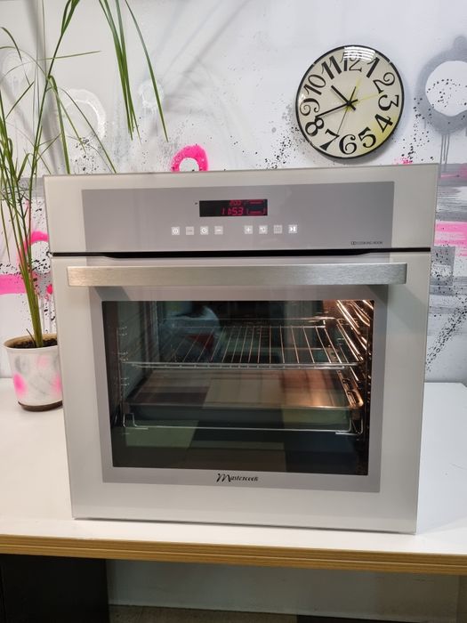 Біла цифрова духова шафа духовка пічка плита Mastercook