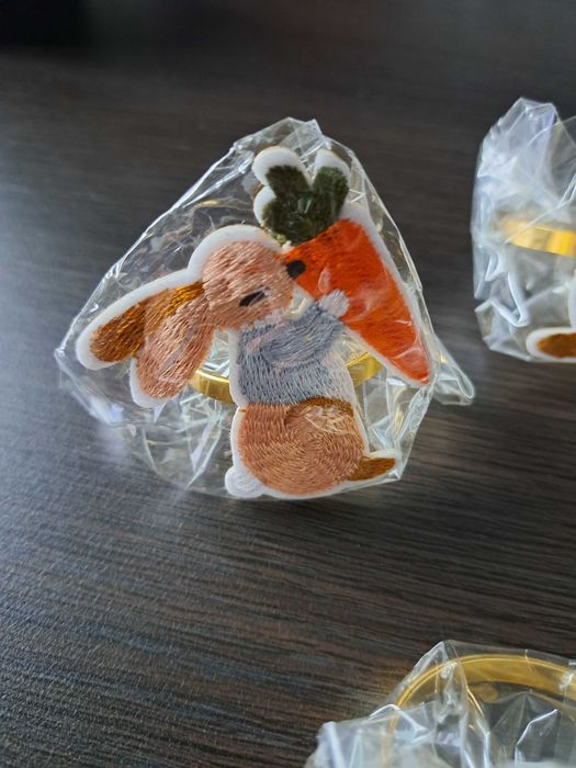 Pierścienie Obrączki na serwetki zajączki 6 sztuk