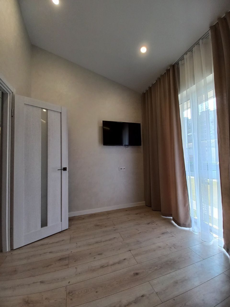 Продам  квартиру в Новострое с ремонтом!