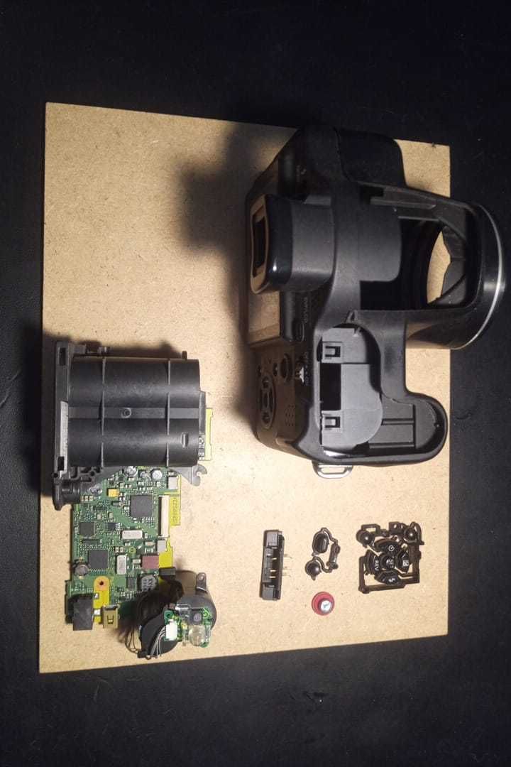 Panasonic DMC-Fz8 /// Części // F_Servis