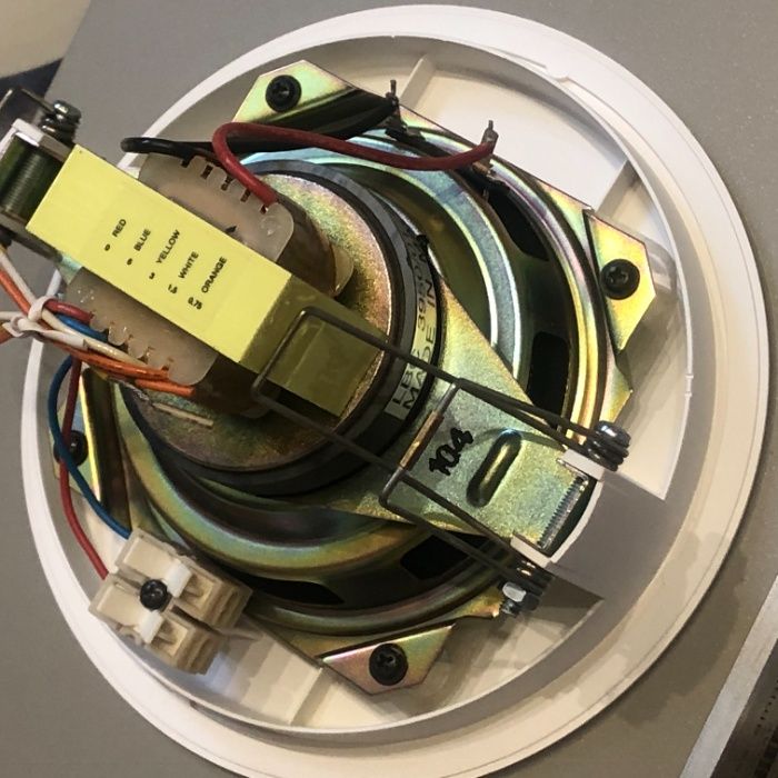 Врезной потолочный громкоговоритель динамик Philips LBC 3950/01