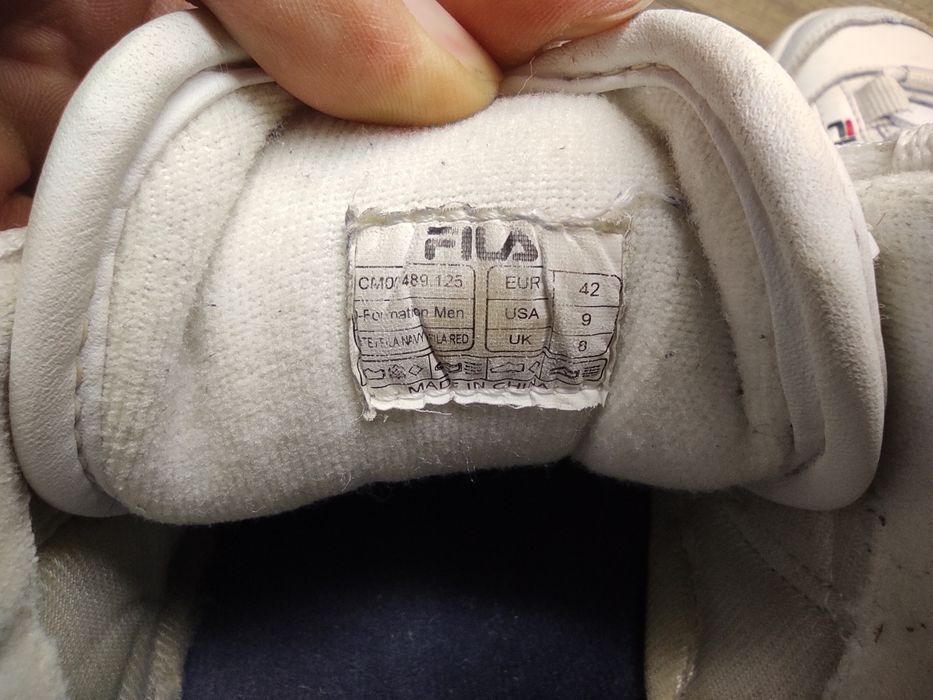 Кросівки FILA 42р