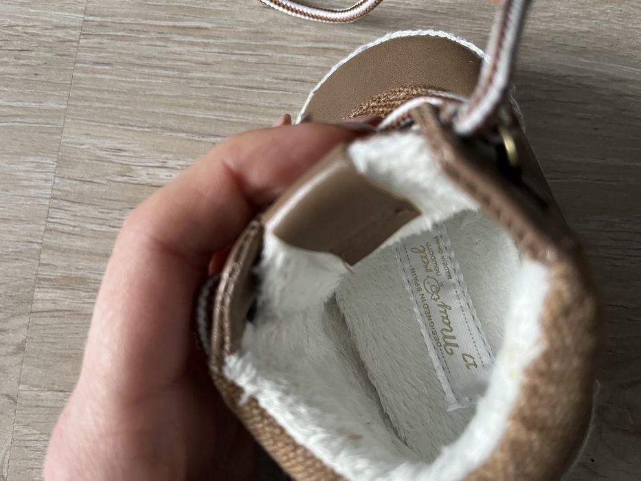 Buty jesienne zimowe niechodki Mayoral r.17 na chrzest