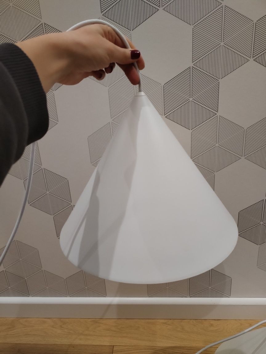 Biała lampa wisząca 2 szt.