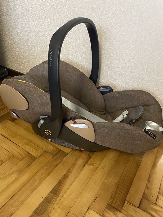 Автокресло Cubex Q Plus platinum cloud