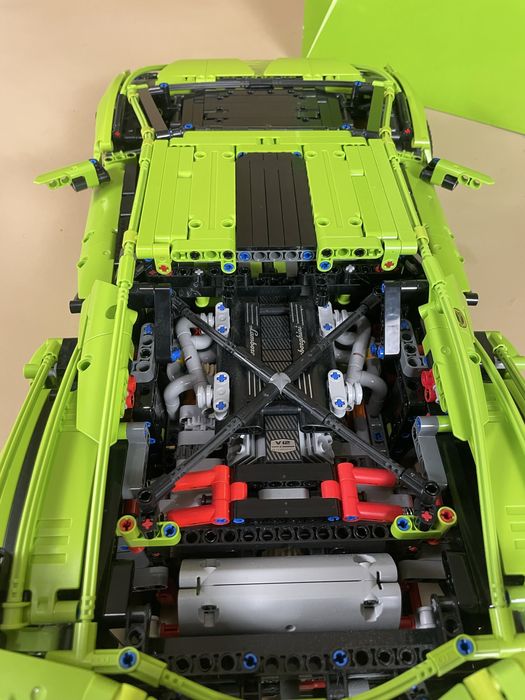 Oryginalny zestaw Lego Technic Lamborghini Sian 42115