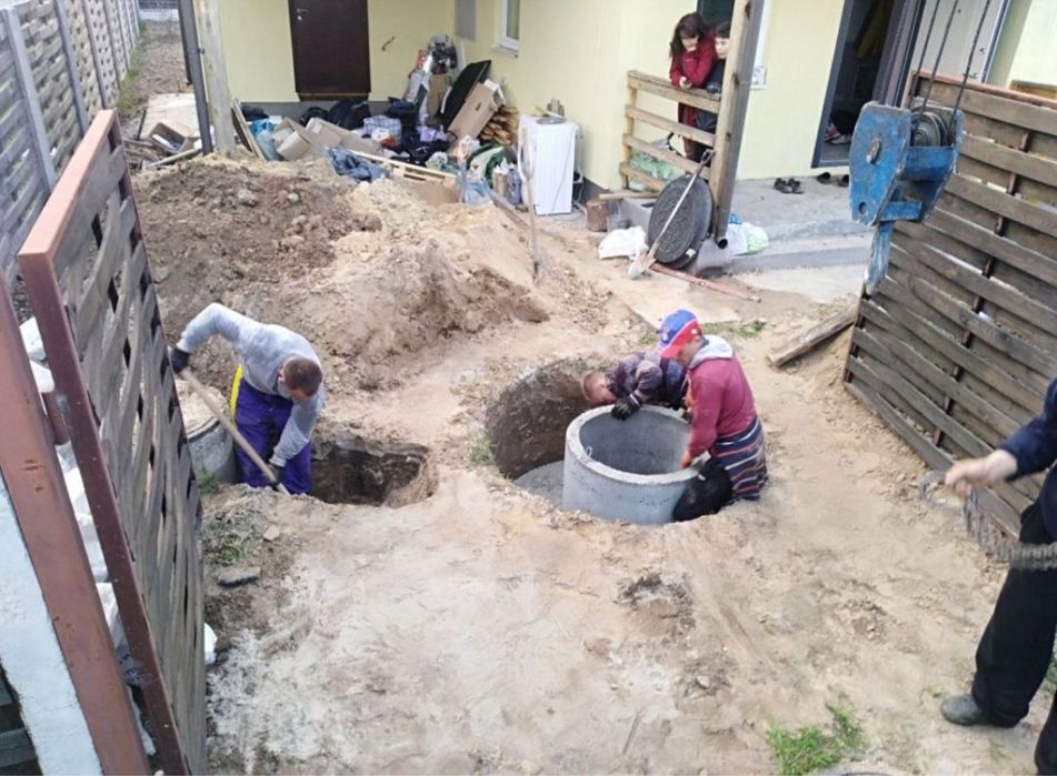 Септик з бетонних кілець монтаж каналізація вигрібна 5/8/21 м3