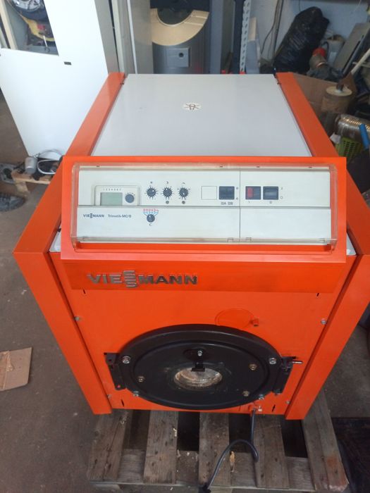 Piec z palnikiem multiolejowym moc 33 kw Viessmann