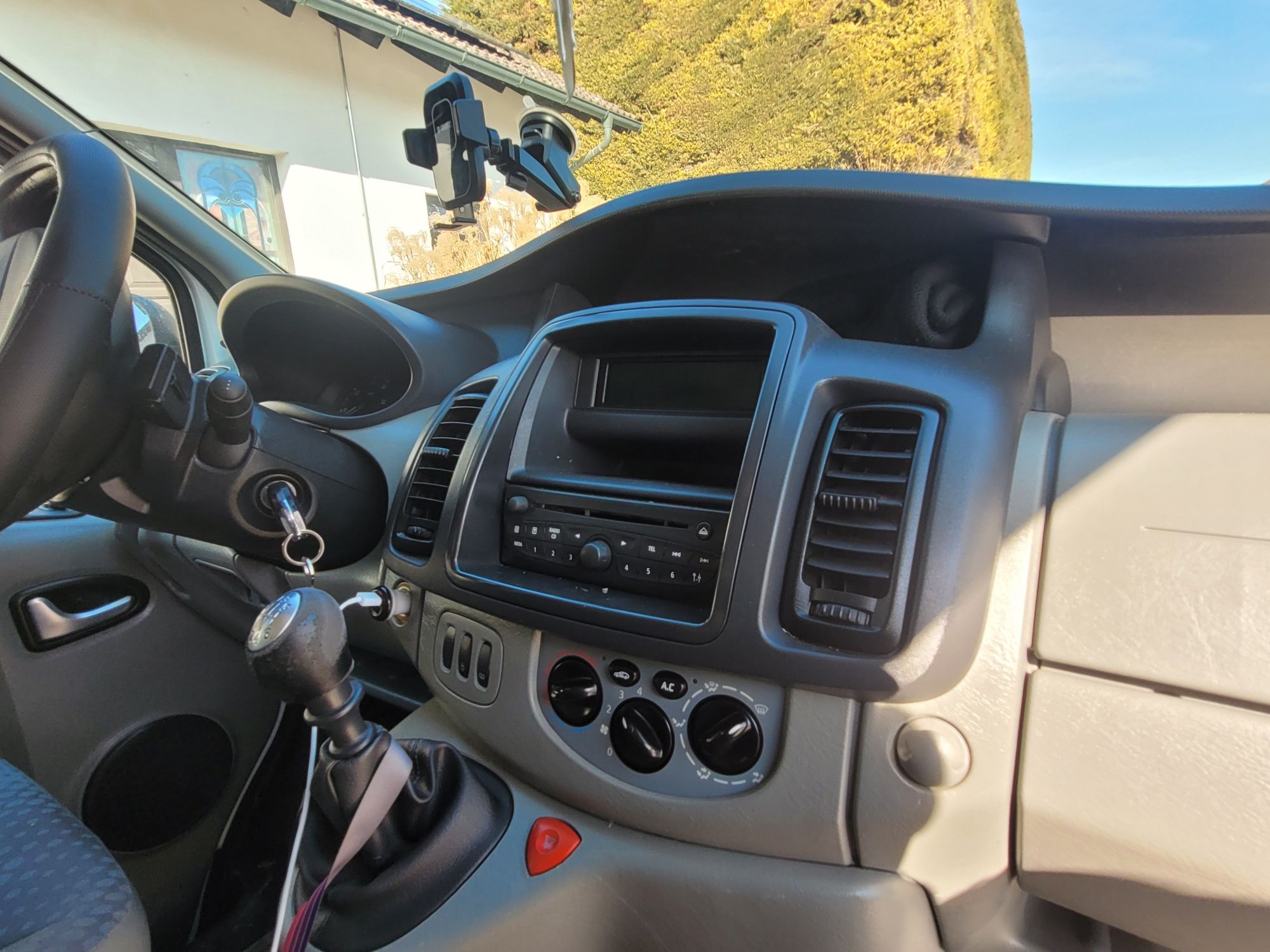 Trafic II 115 km 2013r niski przebieg, po serwisie. vivaro, primaster