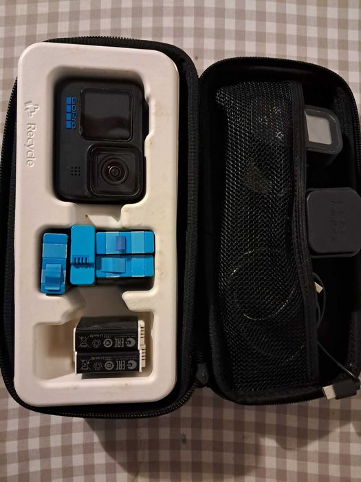 GoPro Hero 10 c/ Controlo Remoto + Hero Session 4