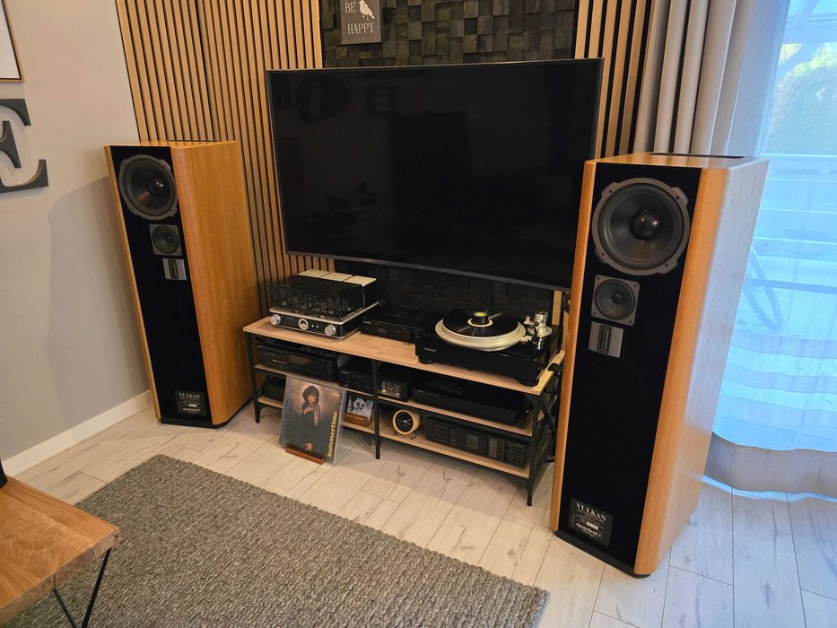 Quadral Vulkan IV, klasyk w perfekcyjnym stanie, odświeżona zwrotnica