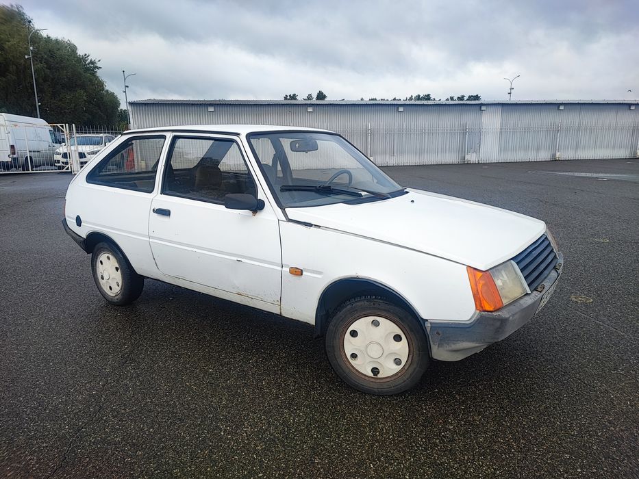 Продам Таврию Нова не крашенный