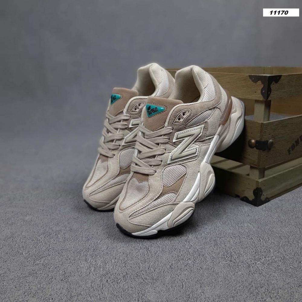 Жіночі кросівки New Balance 9060