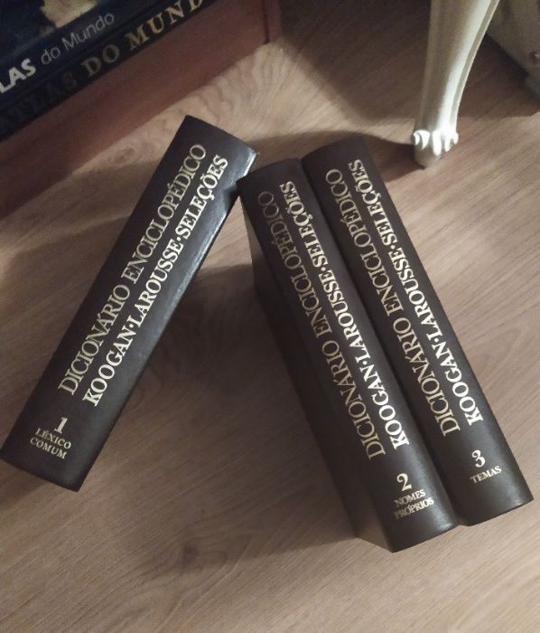 Dicionário enciclopédico Koogan Larousse 3 volumes