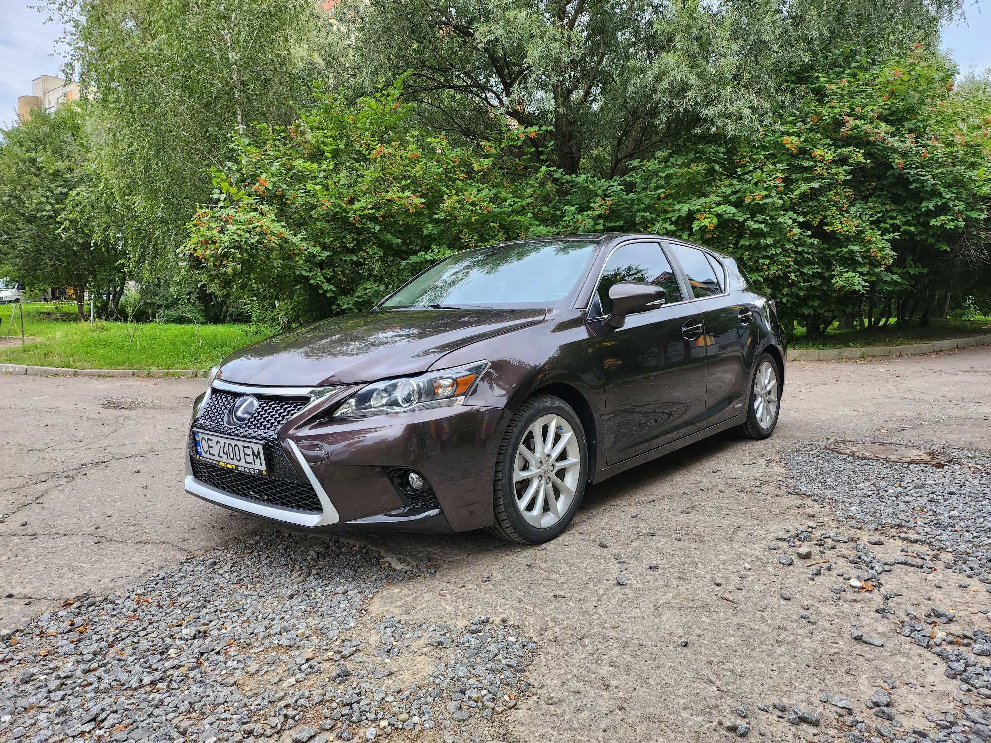 Lexus CT 200h 1.8 Hybrid E-CVT 2012 р. в.
