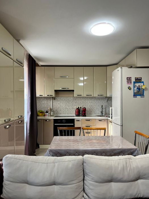 Продаж затишної квартири з ремонтом та меблями