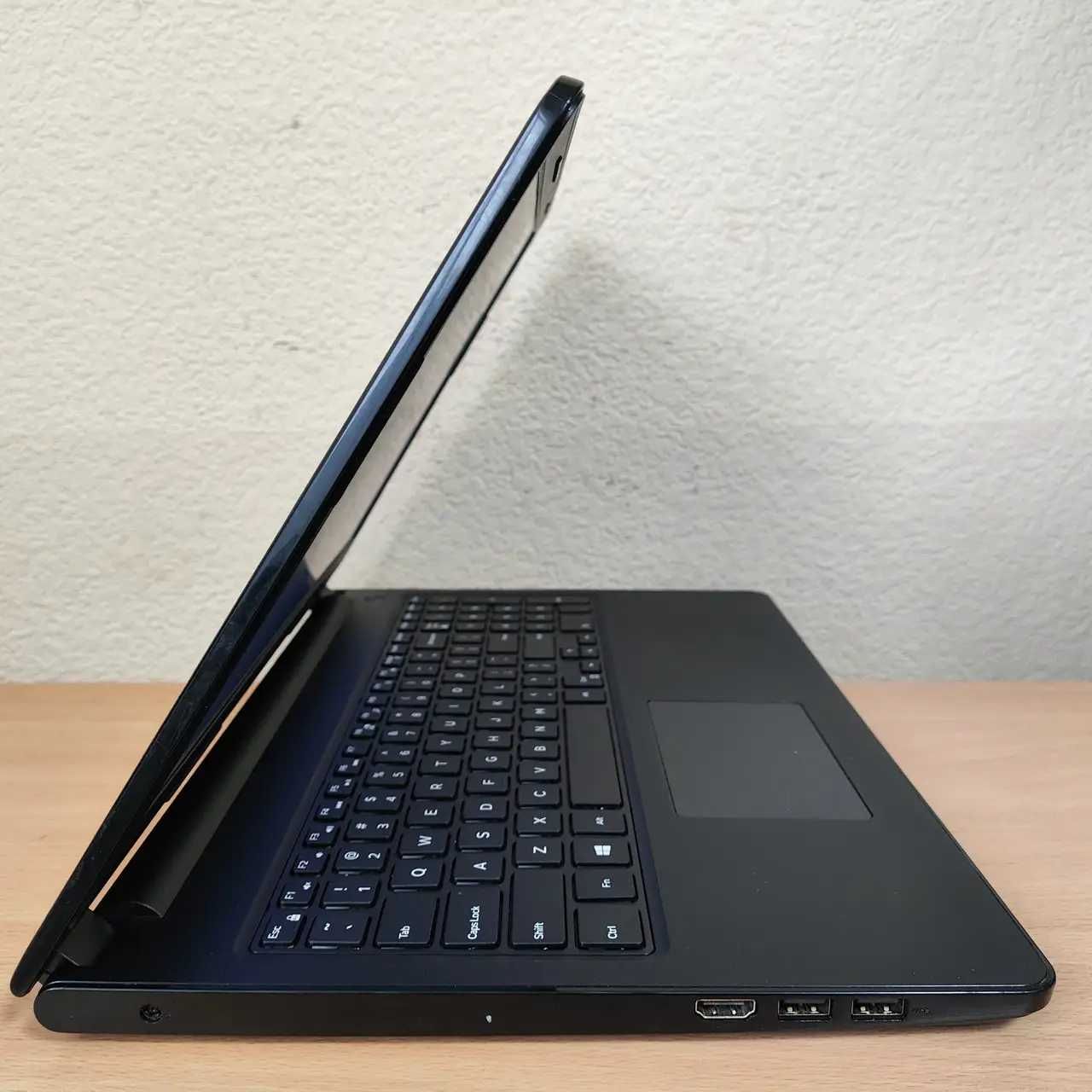 Ноутбук для роботи Dell 15-3573 15.6” N4000/4Gb DDR4/500HDD/UHD 600