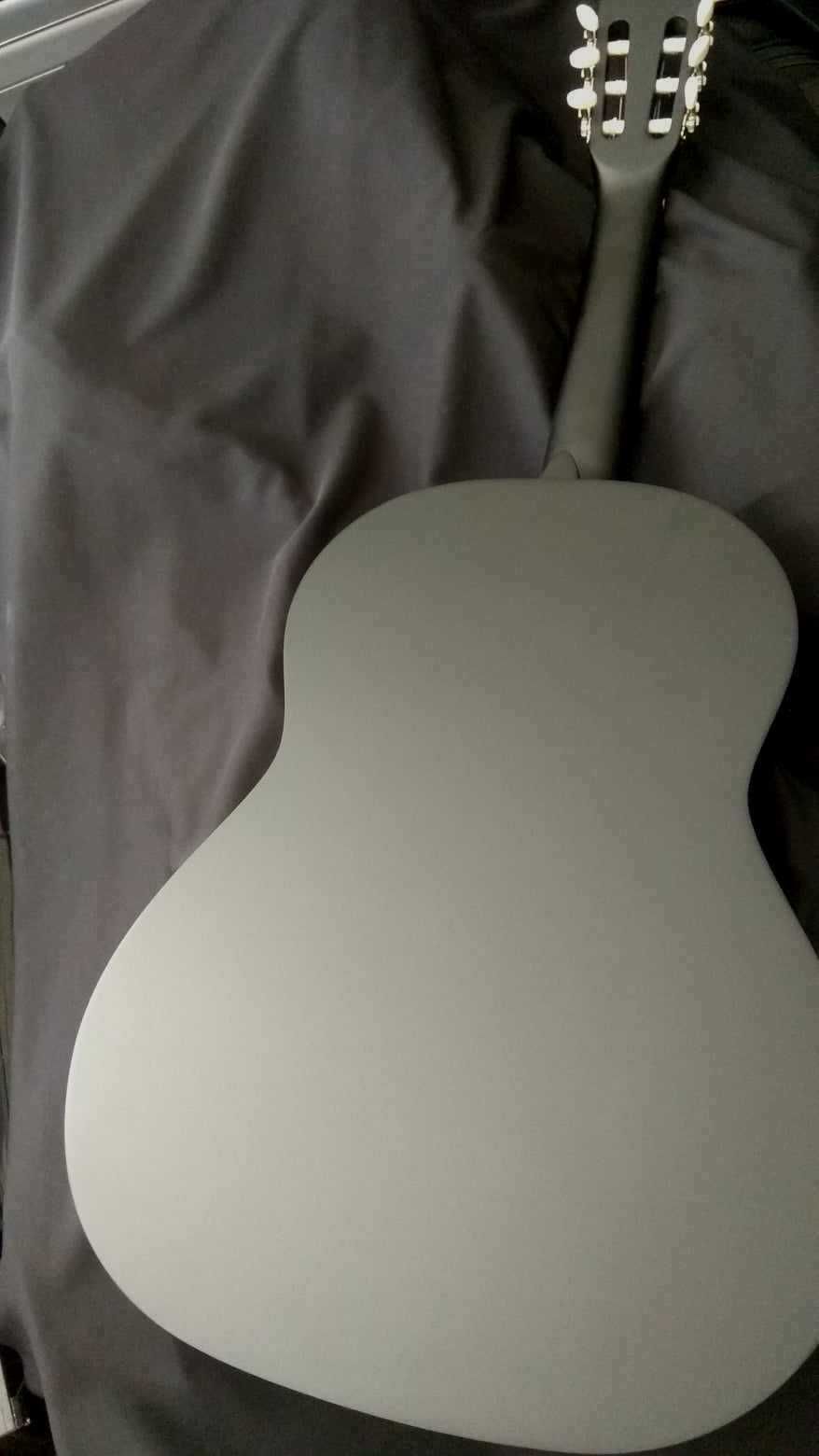 *NOVO* violão classico GEWA nylon cordas novas com trussrod