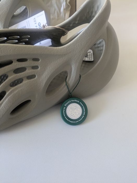 Adidas Yeezy FOAM Runners - Stone Salt - Authentic