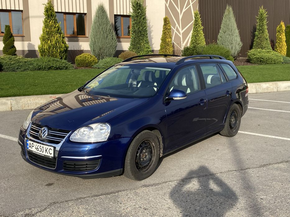 Продам Volkswagen golf универсал