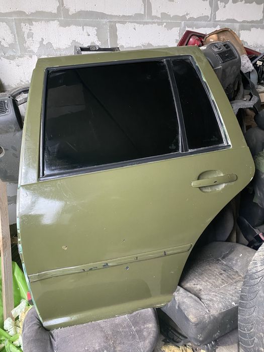 Двері на машини ford galaxy 1999р, ford mondeo 3, Golf 5, audi 4 1998р