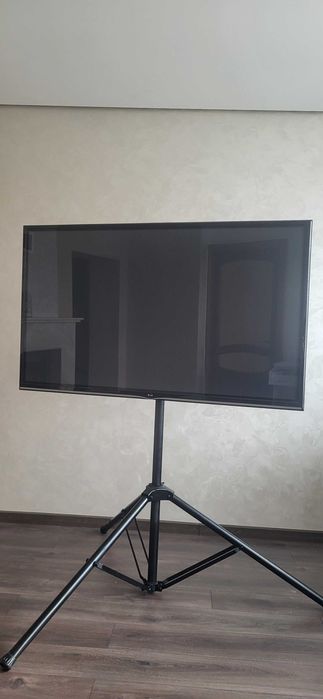 Телевізор LG   60РВ660V