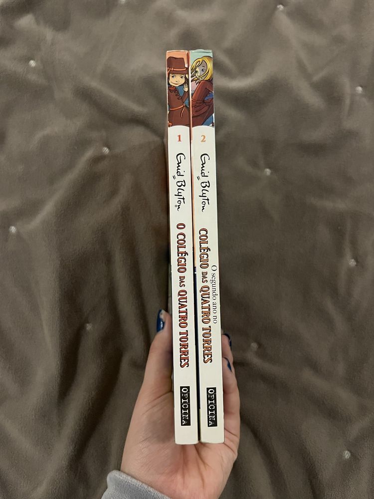 Livros Colégio das Quatro Torres