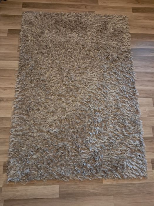 Dywan z wysokim włosem