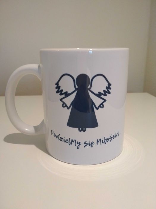 Nowy kubek biały z uchem, z nadrukiem