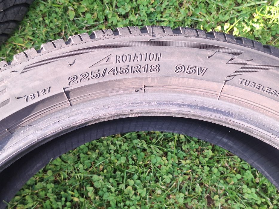 Opony 225/45 R18 95V BRIDGESTONE zimowe