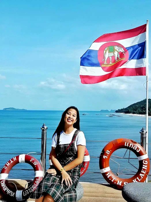 Precise English Native Speaker w/ experience in Thailand & Philippines