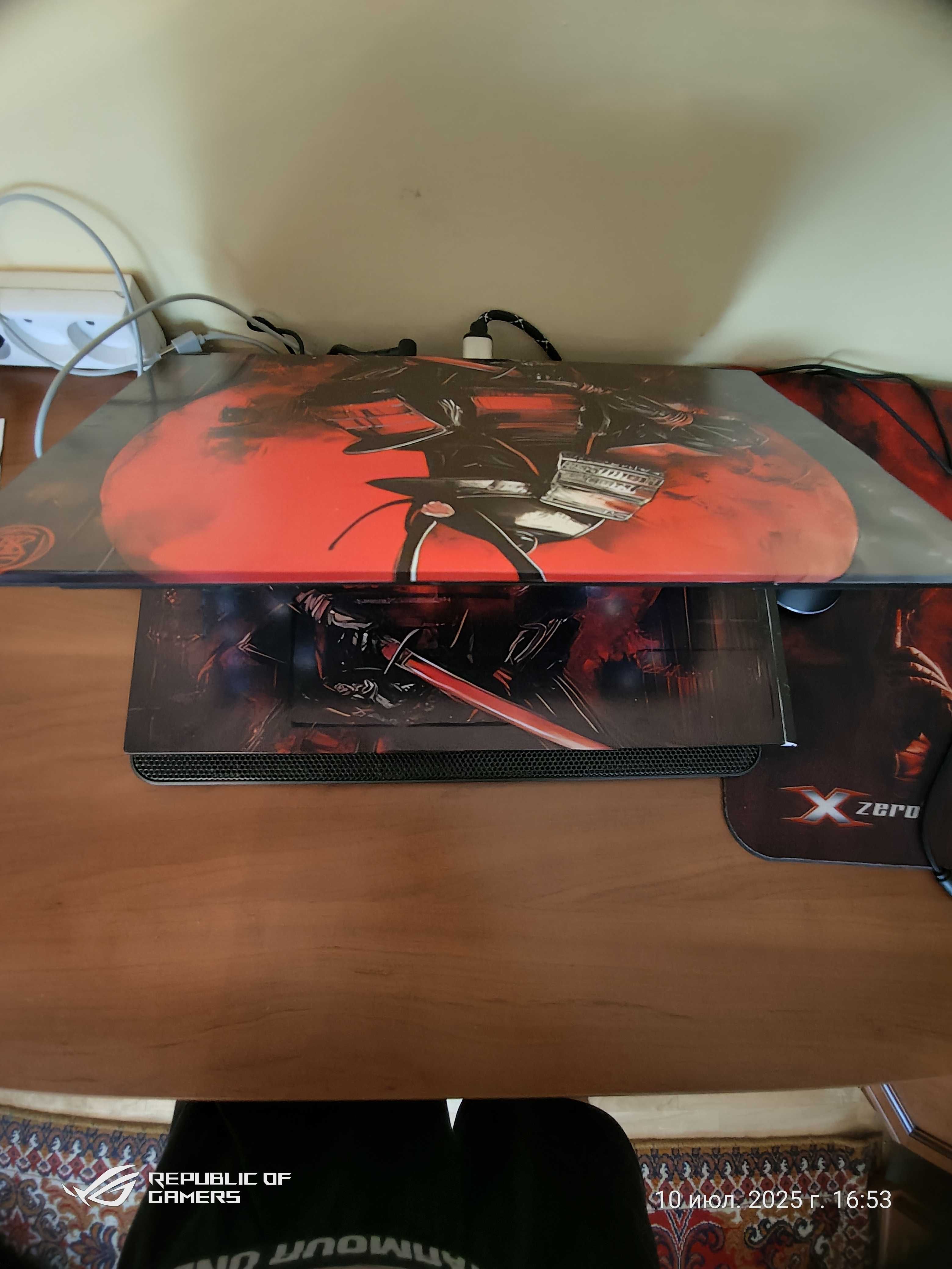 Erazer E30,RTX 3050,16GB