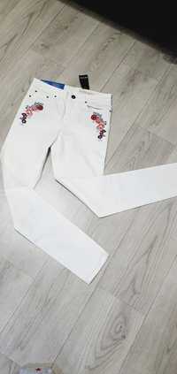 Nowe białe spodnie Esmara, xs