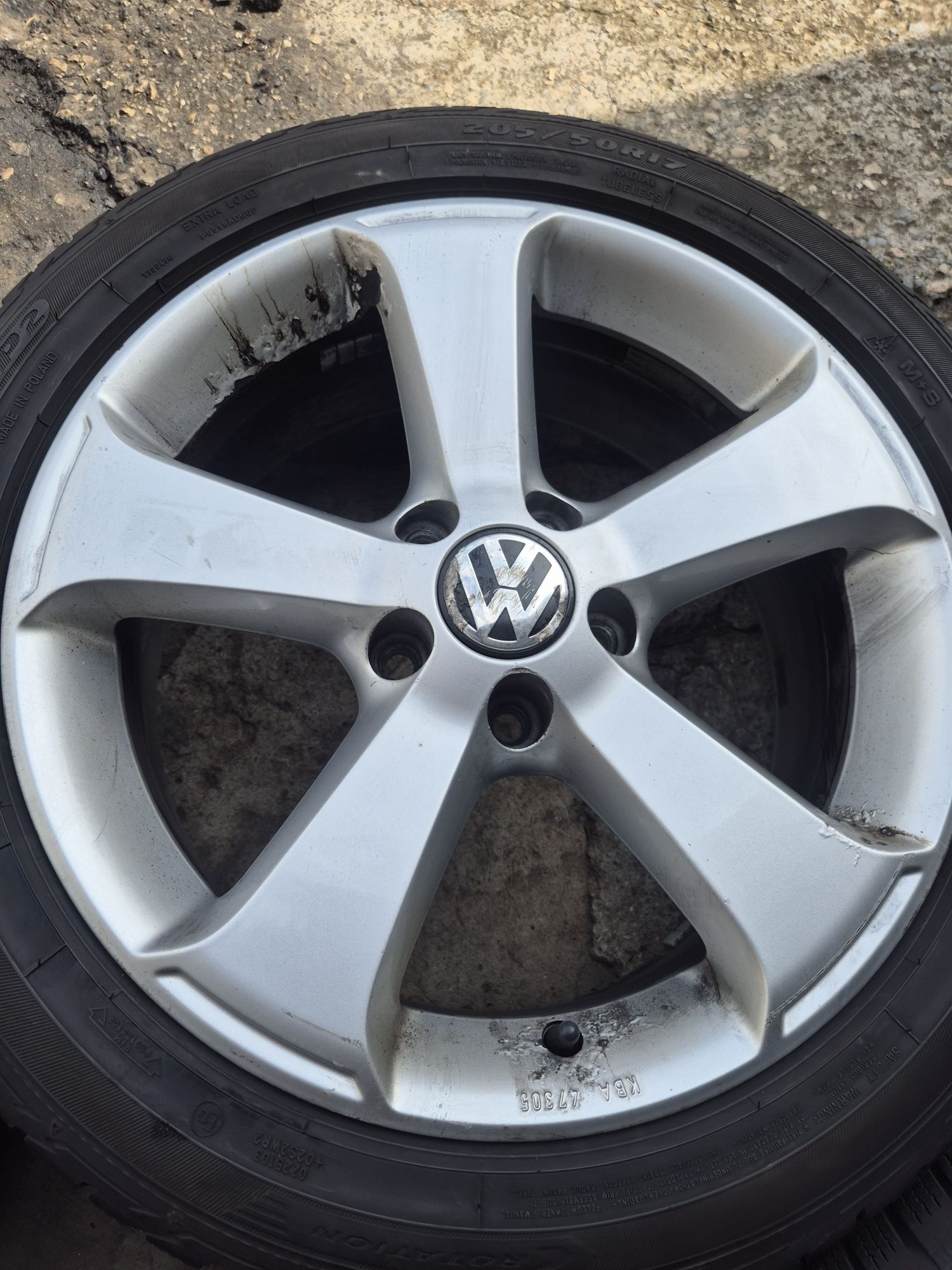 VW 205/50/17 zimowe